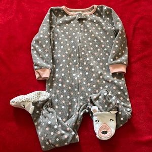 Caters 3T onesie with cute feet